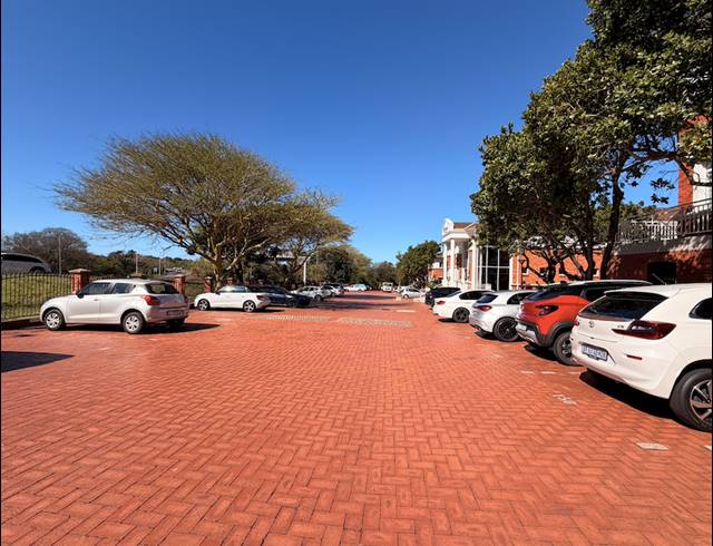 1,834M² TRAINING FACILITY TO LET IN LA LUCIA RIDGE